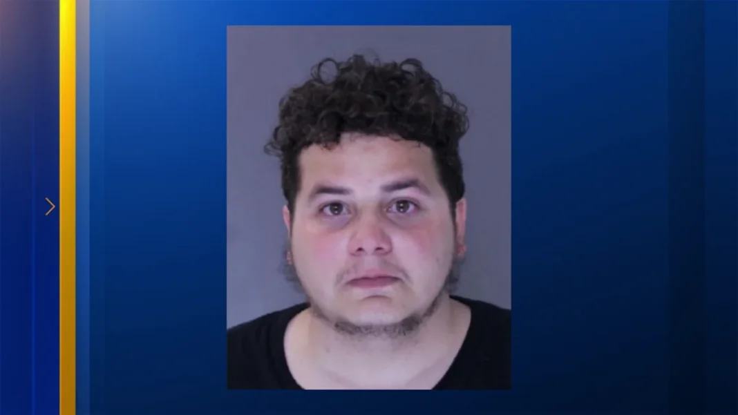 Man stabbed girl, 14, during argument at Willow Grove Park Mall: Police